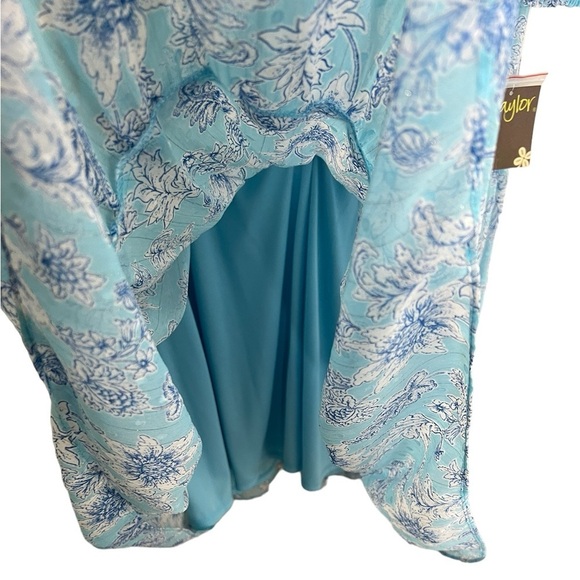 Taylor Women’s V-neck Floral Print Dress - Picture 8 of 13